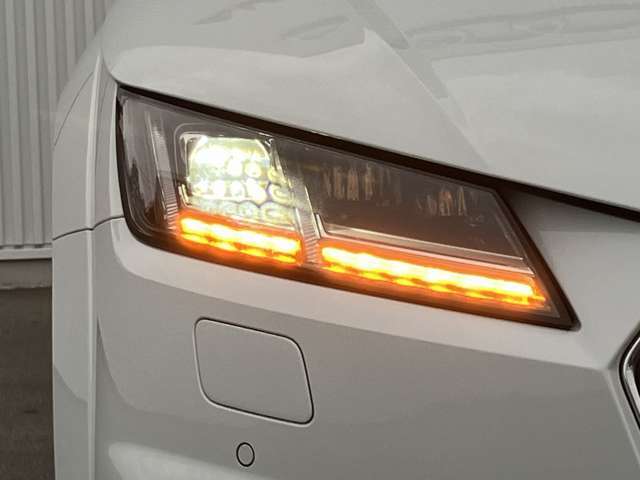 アウディ認定中古車は新車登録から12年以内のディーラー車を、点検整備します。Audiを知り尽くした正規ディーラーが厳選した高い品質の車だけをお届けします
