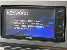 【ナビゲーション】目的地までしっかり案内してくれる使いやすいナビ。Bluetooth接続すればお持ちのスマホやMP3プレイヤーの音楽を再生可能！毎日の運転がさらに楽しくなります！！