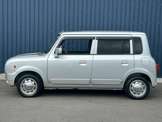 お車の簡単なご質問関してはお答え出来ますが感じ方に個人差がございます。ご了承ください。詳しい状態に関しては現車確認時にお確かめ下さい。