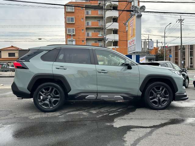 細かな車両説明を徹底しており、小さなキズから以前の使用状況まで明快にお伝え致します！