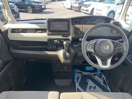 グループ総在庫数約30，000台！！全国の系列店からメーカー・車種問わずご紹介出来るので、あなたにピッタリのお車が見つかるはずです♪まずはお問い合わせ下さい☆