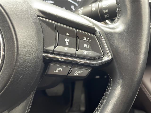 【　アダプティブクルーズコントロール　】設定した車速内で自動で加減速♪先行車との車間距離を適切に維持した追従走行が可能です♪