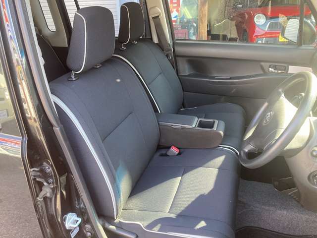 内装は綺麗な状態ですよ～。