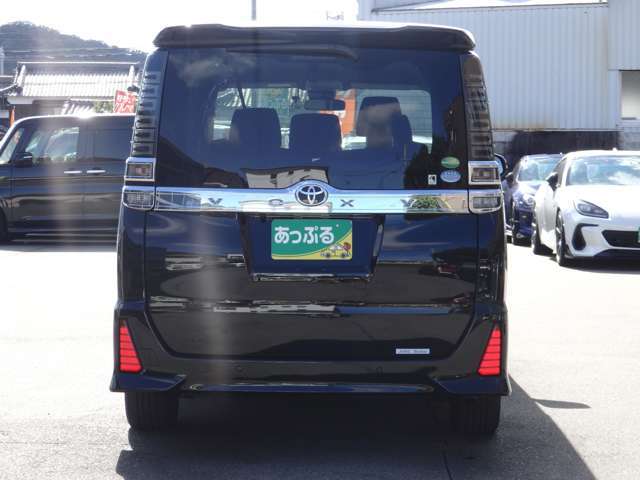 （株）あっぷる関西は業界経験者多数在籍！！新車ディーラー営業・大手中古車ディーラー営業・新車ディーラー整備士など、豊富な知識と経験をお客様の車選びや納車後のサポートをお手伝いさせて頂きます。