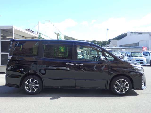 東京海上日動火災保険の代理店ですの万が一の事故も安心。任意保険は車を購入するときに見直しが必要です。プロのスタッフが金額や保証を含めてお客様の最善な保険内容を提案させて頂きます。