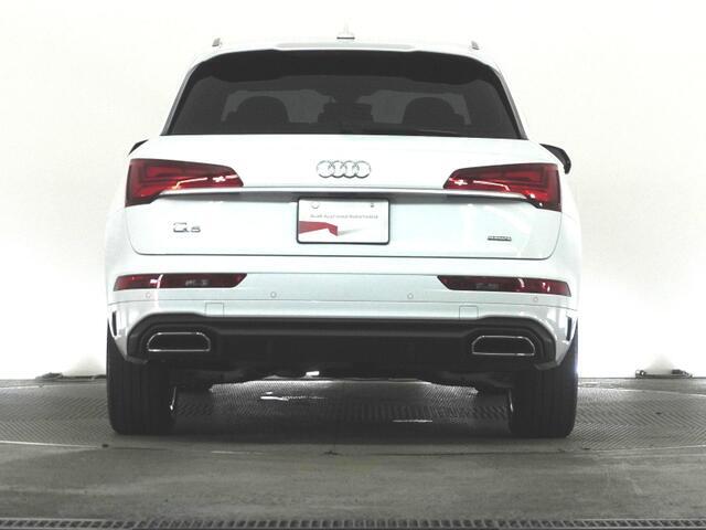 当店はアウディフォルクスワーゲンリテールジャパンの取扱車両でしたら、どちらの店舗のお車でもお取り寄せ可能です。