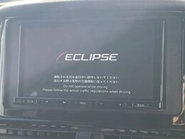 【ナビゲーション】目的地までしっかり案内してくれる使いやすいナビ。Bluetooth接続すればお持ちのスマホやMP3プレイヤーの音楽を再生可能！毎日の運転がさらに楽しくなります！！