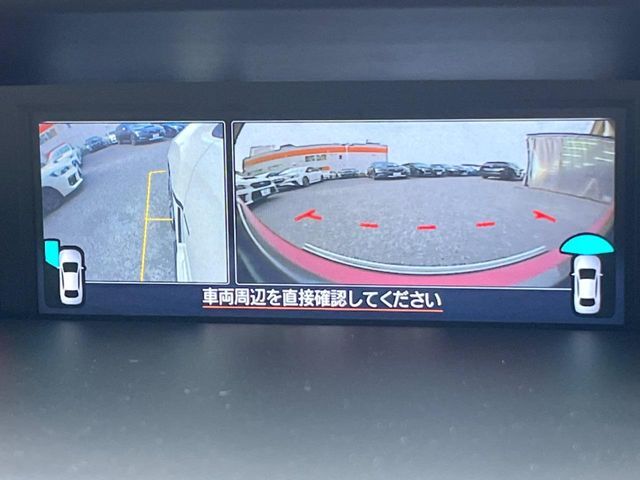 【フロント＆サイドカメラ】ドライバーから見にくい死角部分を映像で確認できる前方と左側面にカメラを装着。見通しがきかない場所や住宅密集地などを運転することが多い人におすすめの安心装備です。