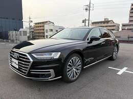 アウディのフラッグシップモデルです。