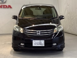 【Honda認定中古車 U-Select】　エンジン、オーディオやカーナビ(社外品は除く）に至るまで保証をお付け致します。全国のホンダディーラーで保証と整備が受けられます。