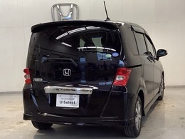 【Honda認定中古車 U-Select】　は3つの安心をお約束します。　1　Hondaのプロが整備した安心。 2　第三者機関がチェックした安心。　3　購入後もHondaが保証する安心。