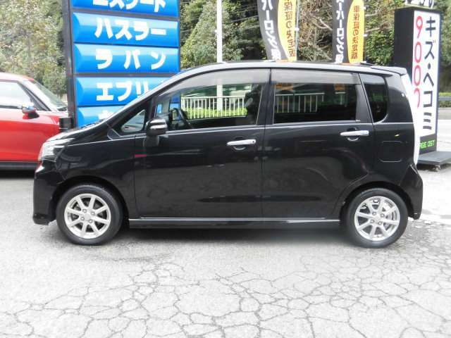 当社は「品質とプライシング」を徹底的にこだわり、現在相場価格のお車を適正な価格で販売しております。また走行距離より、車のコンディションを重視しており、全車必ず当社の仕入れ担当が目で見て買っております。