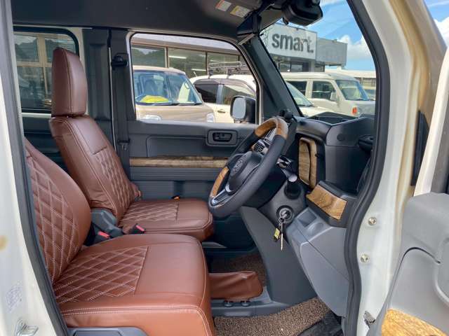 新品シートカバー付き！