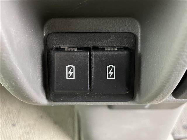 【USBソケット】