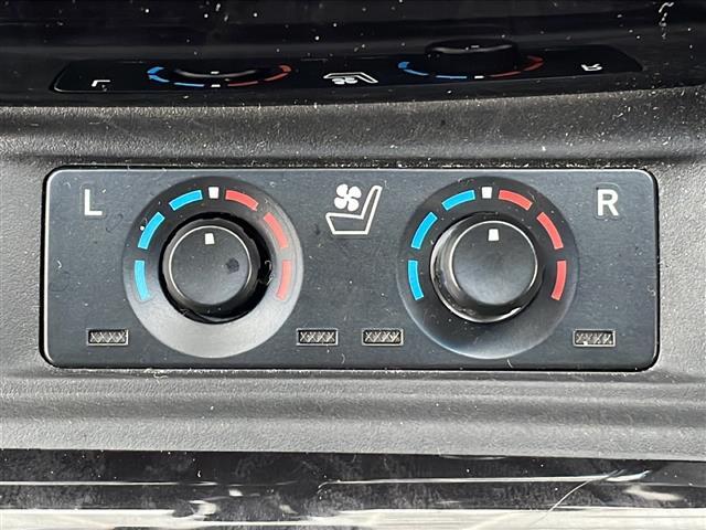 商談ルームにはキッズルームも完備しています☆お子様連れでもゆっくりとお車をお選びいただけます！