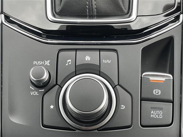 【運転席操作部】『運転席周辺の装備』の画像になります。快適なドライブを楽しむための機能が装備されています！運転席から触れるので使いやすいです！