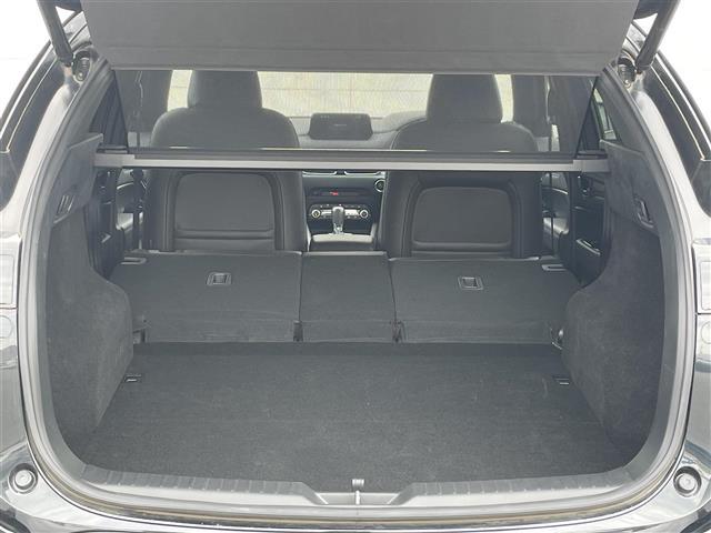 【トランク】『トランク周辺』の画像になります。写真の内容に関してご不明点、ご質問等がございましたらお気軽にガリバー店舗までお問い合わせください。