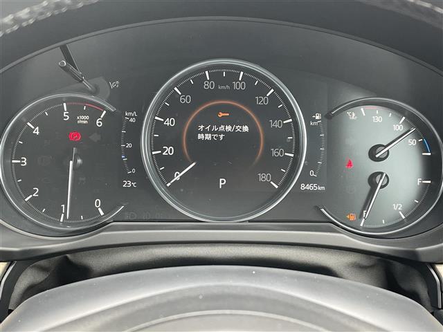 【スピードメーター】『スピードメーター』の画像になります。メーターがシンプルで見やすく運転しやすいですね！