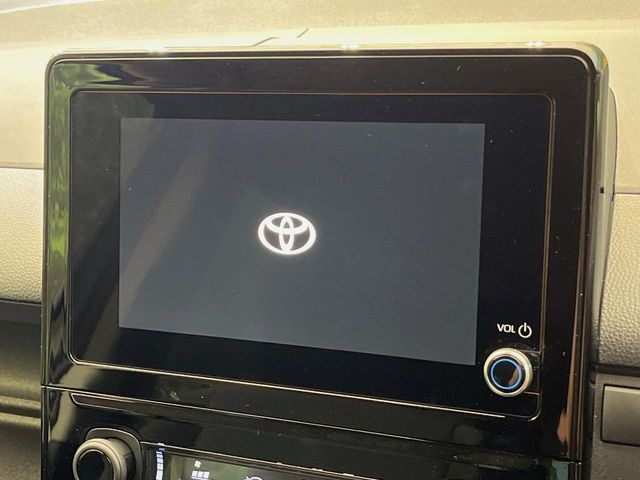 【8インチ　ディスプレイオーディオ】大画面のディスプレイはAppleCarPlayやAndroidAutoが利用可能。大きな画面でスマホナビアプリ等が利用いただけます♪