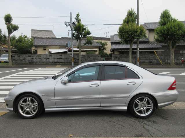 C32AMG　コンプレッサー記録簿あります。