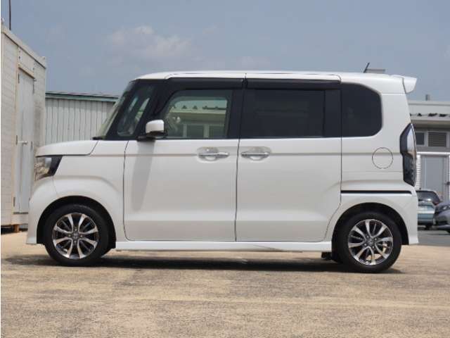 ◆法定整備実施◆Honda認定中古車の整備基準にもとづく整備を実施いたします。法定点検の整備に加え、Honda独自のプラスアルファー点検整備を実施。基準を満たしていない消耗部品を交換いたします。