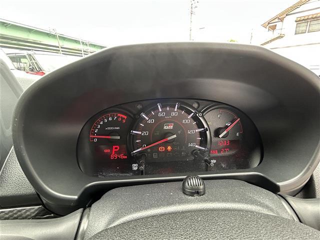 【スピードメーター】メーターがシンプルで見やすく運転しやすいですね！