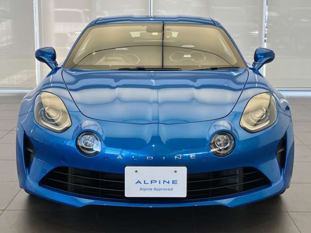 もちろんご購入後のメンテナンスもお任せください！明るく車に詳しい専門スタッフがお客様のカーライフの安心と安全を一番にサポートさせていただきます！