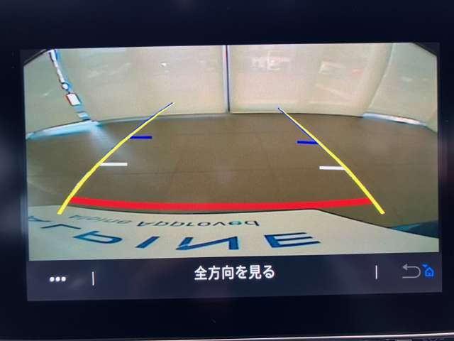使い方は自由です！あるだけでもかっこいいのですが、スキーのキャリア等、ウインタースポーツの味方でもあります。あと、あるだけでアクティブなイメージがありますね。