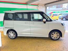 禁煙車です！また、ミラーウインカー・ドアバイザー・プライバシーガラス付きです！