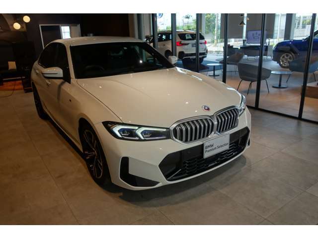 ディーラーならではの延長保証・自動車保険もご準備しております。詳細は店舗スタッフまでお問い合わせ下さい。