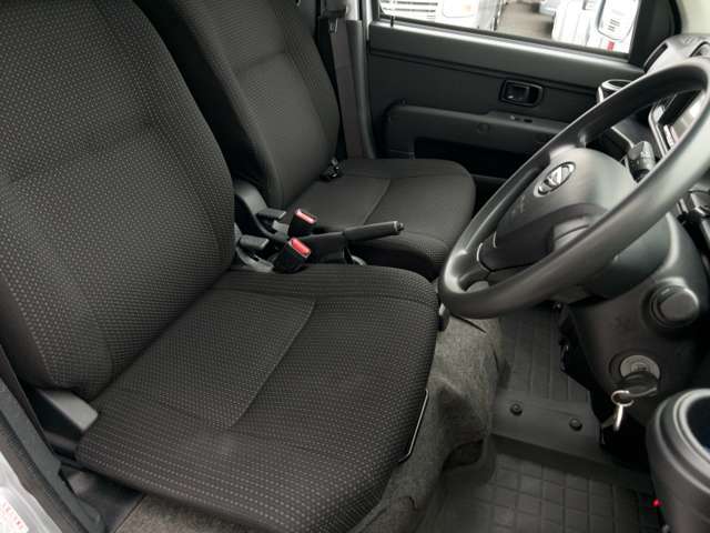 高品質車両はもちろん！高品質だからこそ低価格にしたい！！お客様と同じ気持ちで一生懸命頑張ります！！ホームページ　http：//www.jobcars.jp