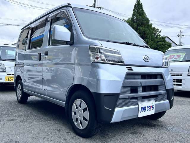 当店では、お客様へ安さと安心の提供を心掛けています！！次も車を買うならJOB　CARSでと言われるようにスタッフ一同頑張ります！ホームページ　http：//www.jobcars.jp　TEL　072