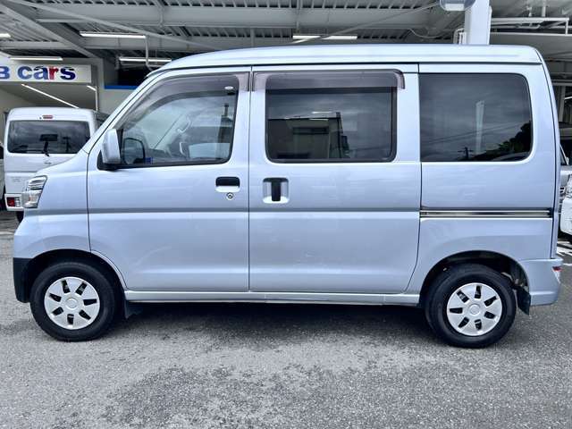 電車でご来店の際、最寄り駅はJR学研都市線星田駅又は　京阪私鉄線交野市駅　になります。　駅までスタッフがお迎えに参りますので到着致しましたら072-852-0300までお電話ください。HP　http：