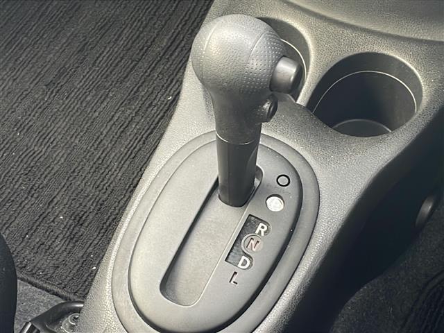 全国約460店舗のネットワークで、 1つの店舗にいながら毎日入荷する全国の在庫からクルマをお選びいただけます。引っ越し後のトラブルも安心！全国のガリバーで承れます！