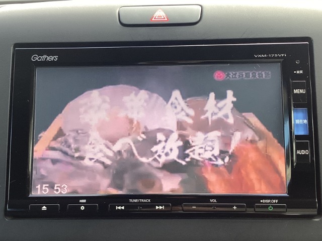 TV付きの車となっております。送迎時の待ち時間などとてもお役に立ちます。