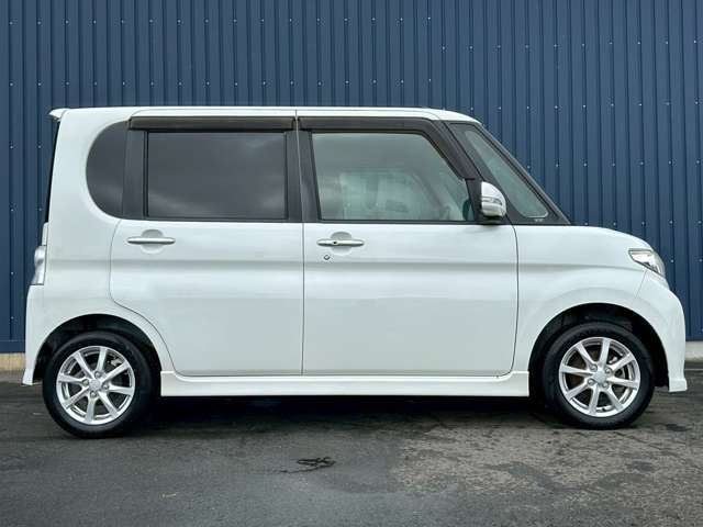 お車でお越しの方は千葉北インター降りて直ぐの国道16号線沿いにあります！