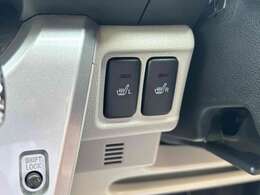 運転席・助手席シートヒーター