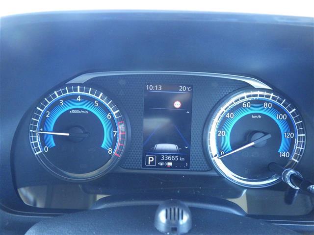 【スピードメーター】メーターがシンプルで見やすく運転しやすいですね！