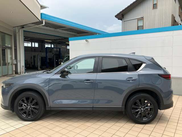 【自社民間車検工場完備】　車検や点検・修理など、ご購入後のお車のいつものことも当社におまかせください