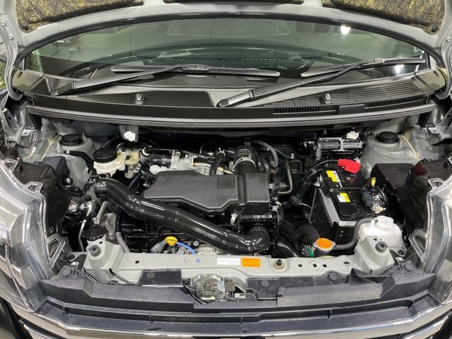 親切・丁寧な専門メカニックスタッフが応対！・車検・点検整備・事故等の修理などアフターサービスも安心。お車のカスタマイズもネクステージのサービススタッフまでご相談ください！