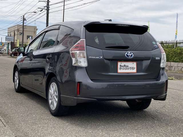 納車前の整備もしっかりさせていただきます。もちろんアフターサービスもお任せ下さい！