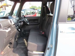 毎月全国各地で販売実績御座います。　陸送業者と提携しており、格安で登録・陸送納車実施しております。　遠方のお客様もお気軽にお声を掛けて下さい。　お客様のご希望に添えるよう全力でお答えします！