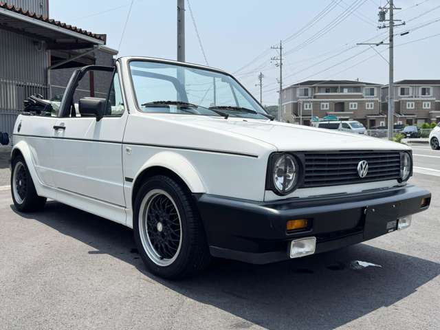【全国登録納車お任せ下さい】全国各地への納車実績多数でございます。行政書士事務所様や陸送会社様ともしっかり提携しておりますので車庫証明の提出から登録、納車までお任せ下さい。