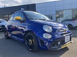 専門のサービススタッフに専用テスター。ご納車前の点検整備から、アフターサービスまで、お任せ下さい。