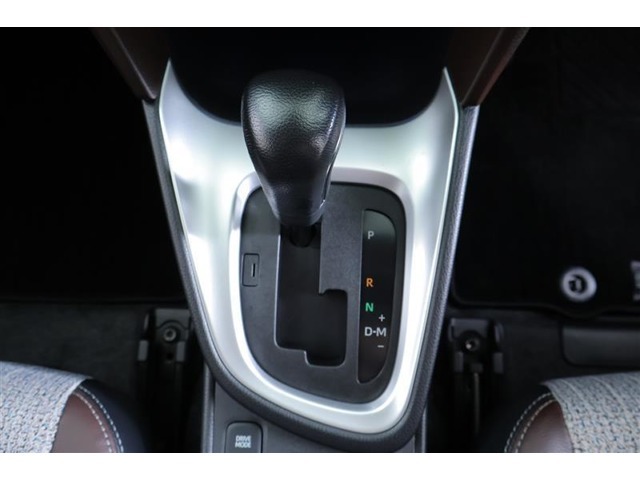 MTモード付。発進時やシフトチェンジ時もストレスなくマニュアル運転を楽しめます♪