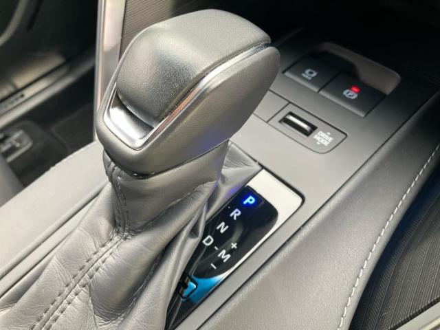 お車に合わせて無料保証以外にも、保証範囲、期間、距離を拡充させた有料保証もご用意しております！中古車の購入が初めてで不安・・・というお客様もご安心ください！