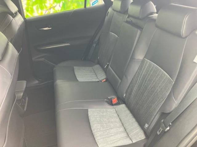 WECARSでは各商談席に大型モニターをご用意しております！見やすい大画面でゆったりと全国の在庫をご覧いただけます！是非ご来店お待ちしております！