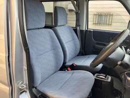 禁煙車の為、嫌な臭いや焦げは御座いません