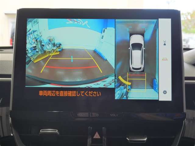 【全周囲カメラ】まるで上から車を見ている様に移ります☆縦列駐車や幅寄せ時に大活躍♪