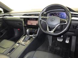 輸入車ならではの、細部まで作り込まれた、洗練されたデザインです。運転席からの視界は、店頭にてお客様ご自身の目でお確かめください.
